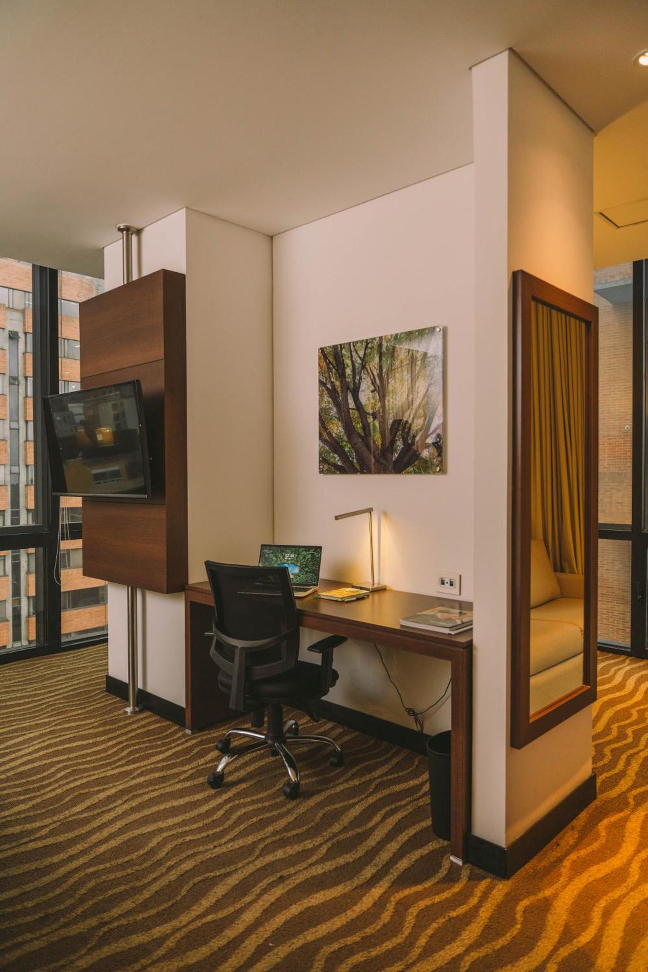 Holiday Inn Express & Suites Bogota Zona Financiera By Ihg Екстер'єр фото