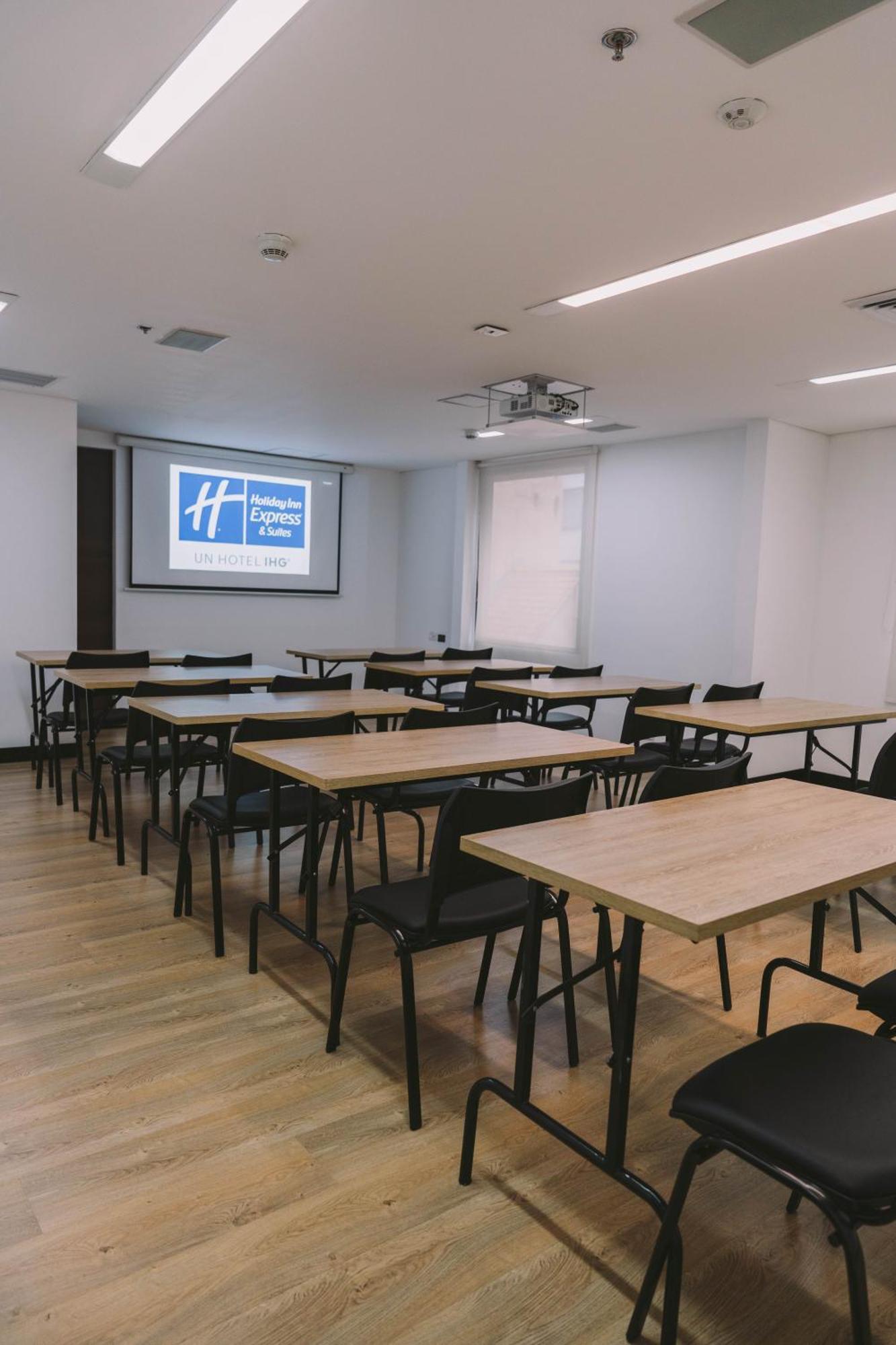 Holiday Inn Express & Suites Bogota Zona Financiera By Ihg Екстер'єр фото