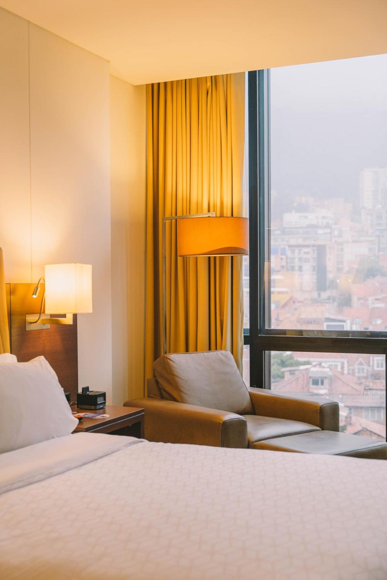 Holiday Inn Express & Suites Bogota Zona Financiera By Ihg Екстер'єр фото