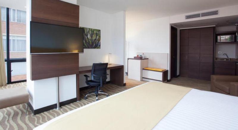 Holiday Inn Express & Suites Bogota Zona Financiera By Ihg Екстер'єр фото
